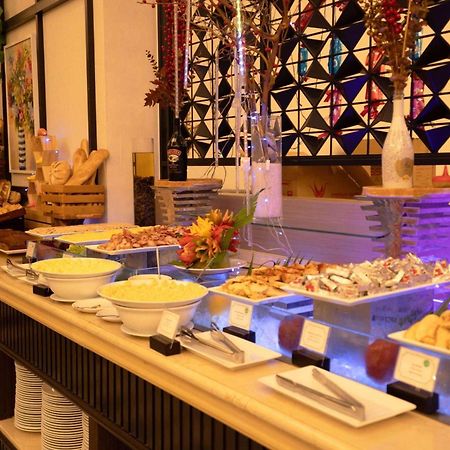 Wyndham Garden Grandworld Phu Quoc Hotell Exteriör bild