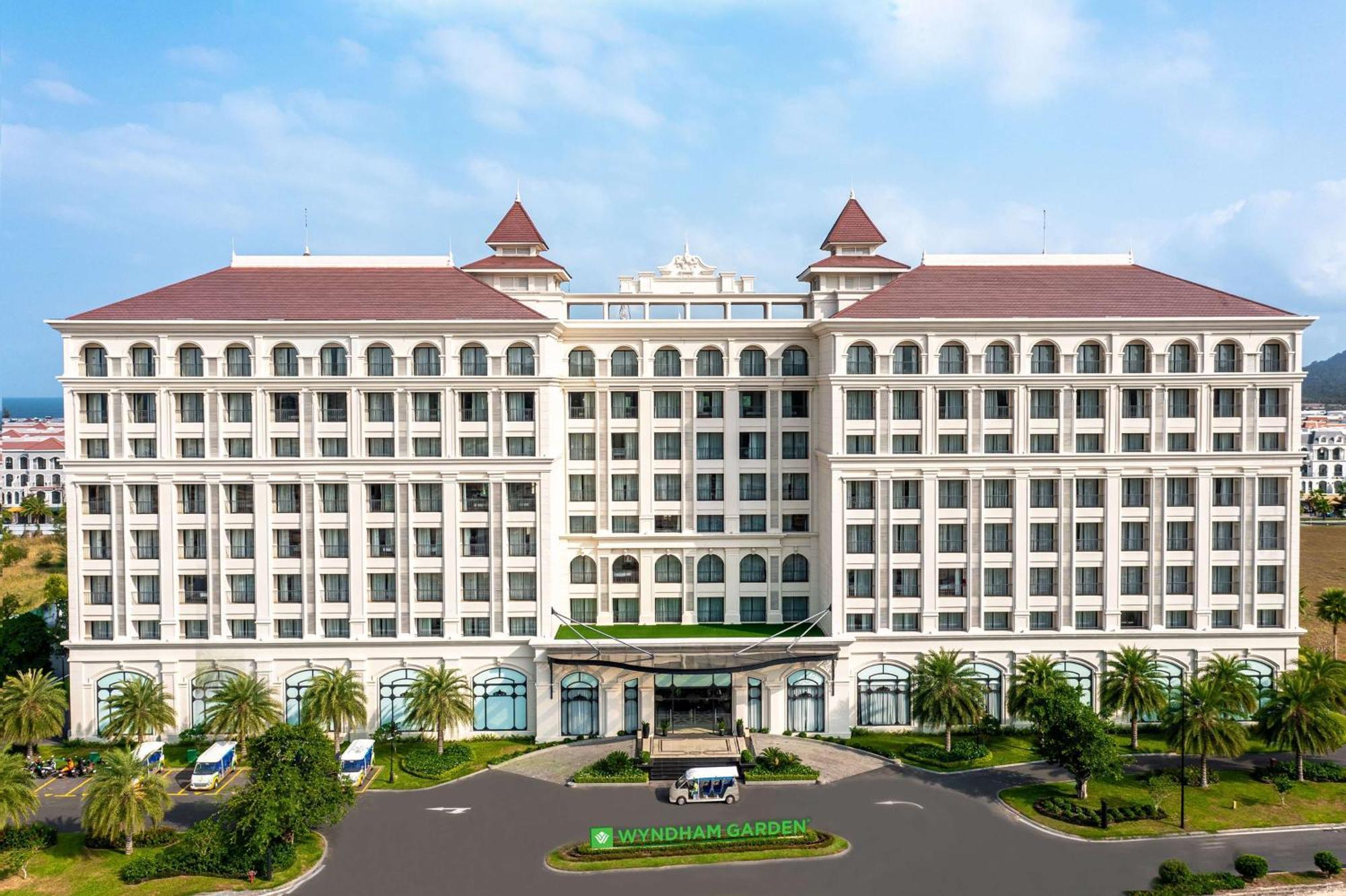 Wyndham Garden Grandworld Phu Quoc Hotell Exteriör bild